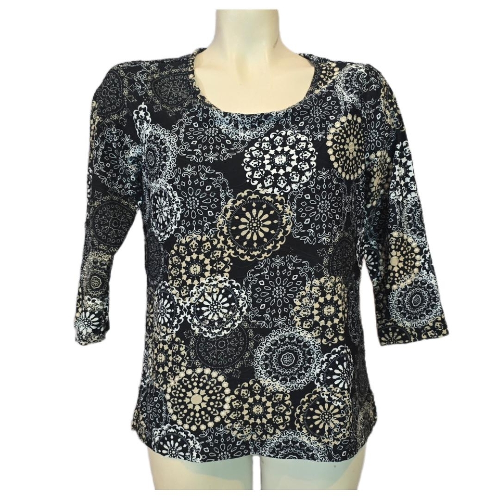 Women's Black Medallion Print 3/4 Sleeve Top